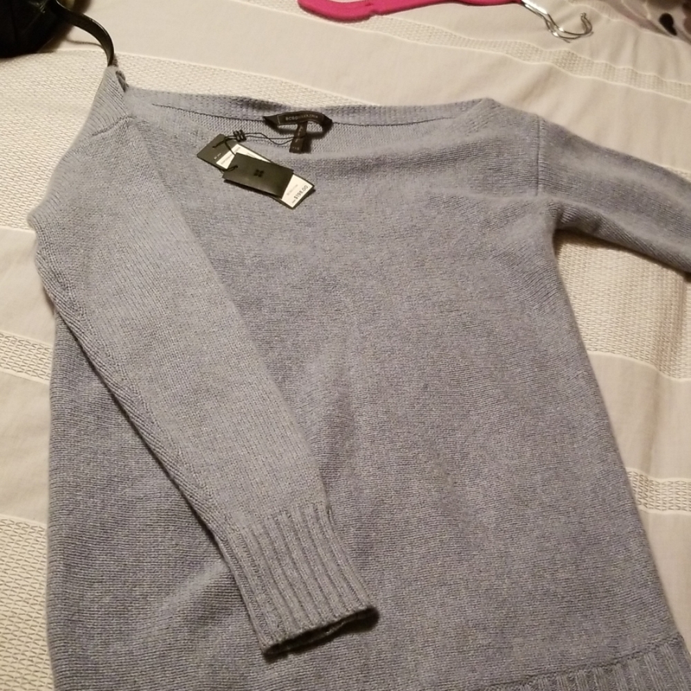 Sweater - Picture 3 of 3